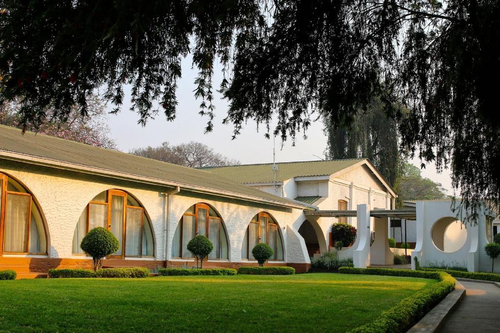 Sunbird Lilongwe Hotel Exterior foto