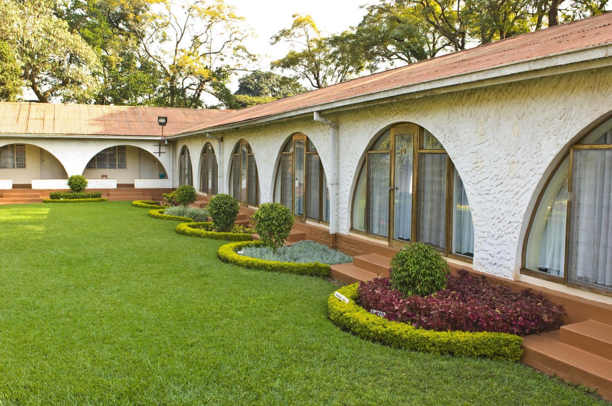 Sunbird Lilongwe Hotel Exterior foto